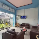 Oyo 92207 Hotel Koperasi