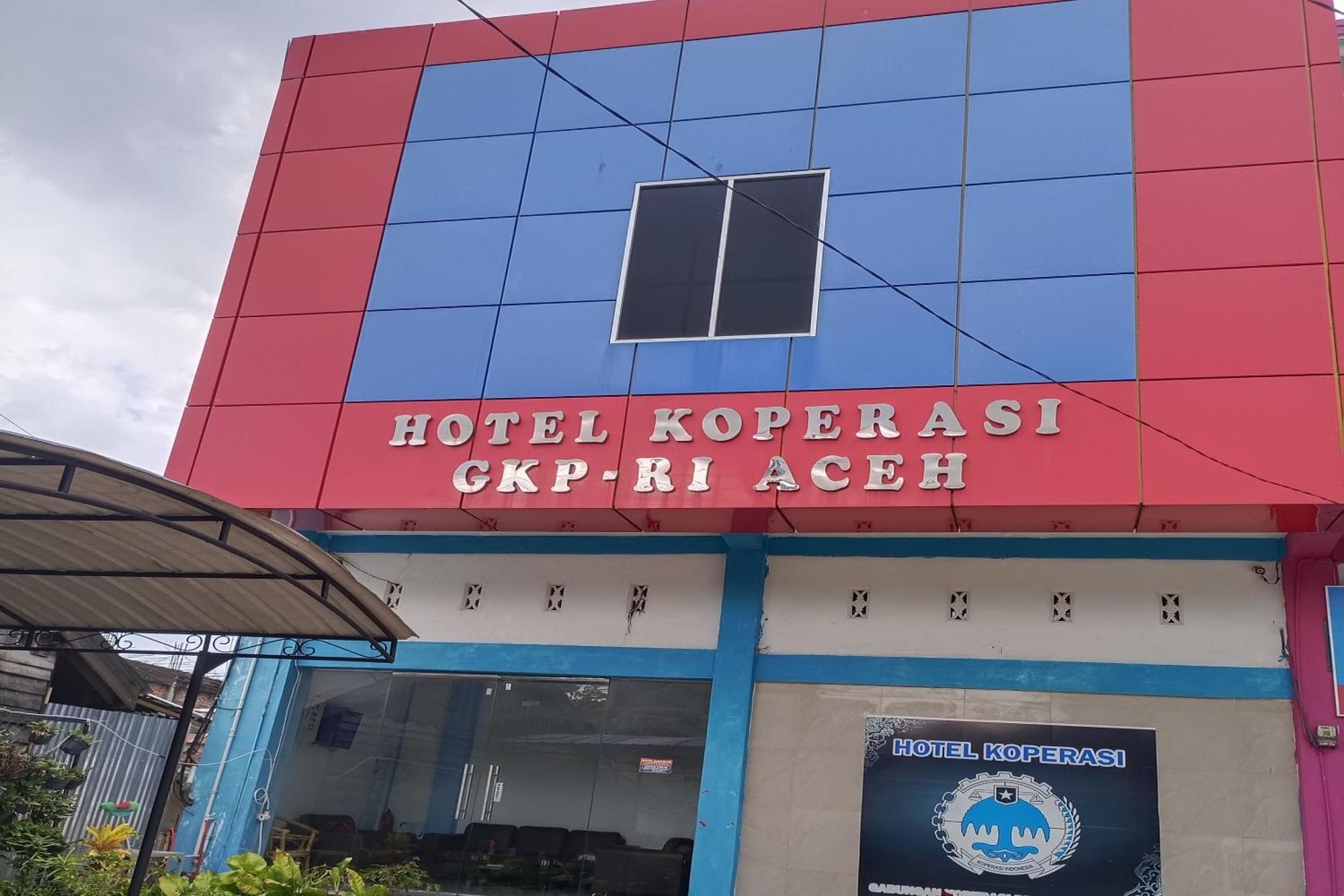 Oyo 92207 Koperasi Hotel