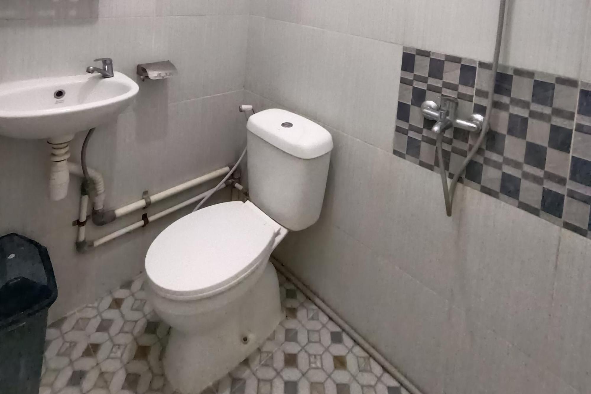 Hotel Oyo 92207 Koperasi Banda Aceh